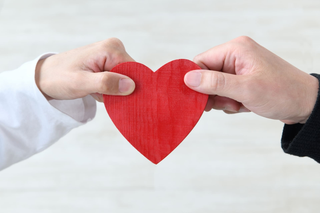 思わせぶりな態度の女性